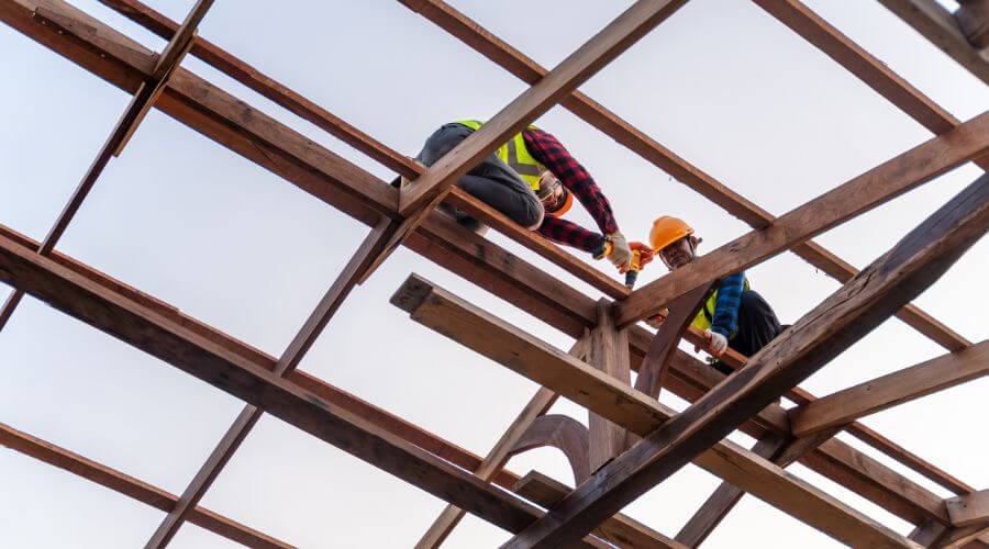 Expert Emergency Roof Repairs services in Esko, MN